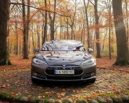 Бежевый Тесла Модель С, объемом двигателя 0 л и пробегом 170 тыс. км за 15300 $, фото 38 на Automoto.ua