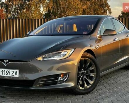 Бежевый Тесла Модель С, объемом двигателя 0 л и пробегом 230 тыс. км за 15900 $, фото 10 на Automoto.ua
