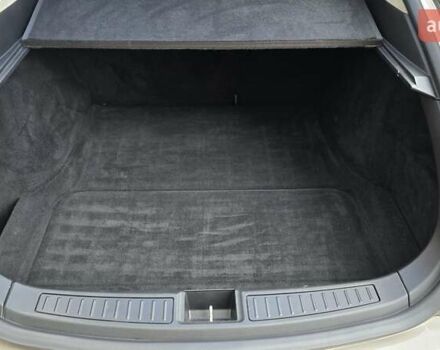 Бежевый Тесла Модель С, объемом двигателя 0 л и пробегом 170 тыс. км за 15300 $, фото 9 на Automoto.ua