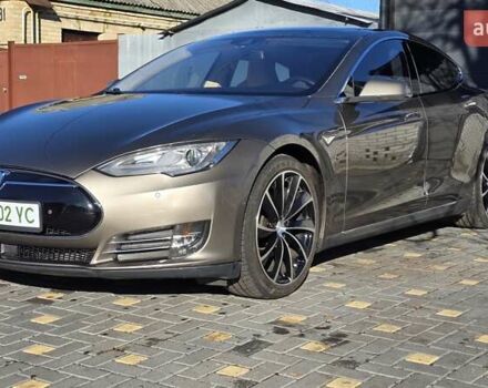 Бежевый Тесла Модель С, объемом двигателя 0 л и пробегом 170 тыс. км за 15300 $, фото 5 на Automoto.ua