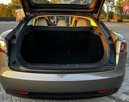 Бежевый Тесла Модель С, объемом двигателя 0 л и пробегом 230 тыс. км за 15900 $, фото 13 на Automoto.ua