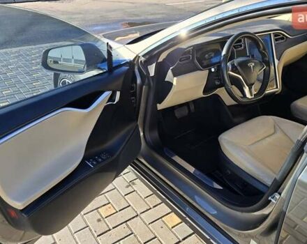 Бежевый Тесла Модель С, объемом двигателя 0 л и пробегом 170 тыс. км за 15300 $, фото 16 на Automoto.ua