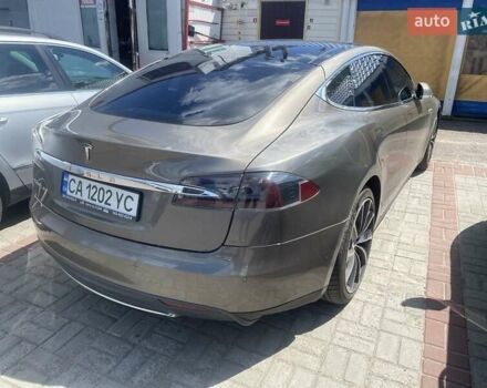 Бежевий Тесла Модель С, об'ємом двигуна 0 л та пробігом 169 тис. км за 14500 $, фото 2 на Automoto.ua
