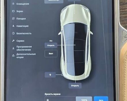Бежевый Тесла Модель С, объемом двигателя 0 л и пробегом 170 тыс. км за 15300 $, фото 25 на Automoto.ua