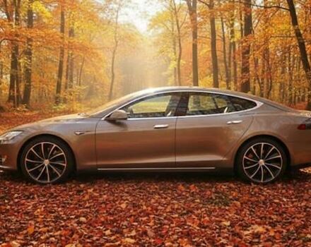 Бежевый Тесла Модель С, объемом двигателя 0 л и пробегом 170 тыс. км за 15300 $, фото 1 на Automoto.ua