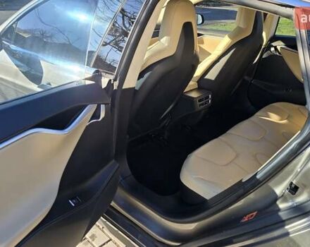 Бежевый Тесла Модель С, объемом двигателя 0 л и пробегом 170 тыс. км за 15300 $, фото 29 на Automoto.ua