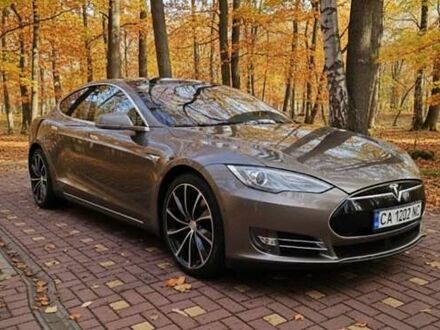 Бежевий Тесла Модель С, об'ємом двигуна 0 л та пробігом 170 тис. км за 15300 $, фото 1 на Automoto.ua