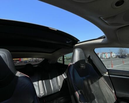 Черный Тесла Модель С, объемом двигателя 0 л и пробегом 270 тыс. км за 11500 $, фото 6 на Automoto.ua