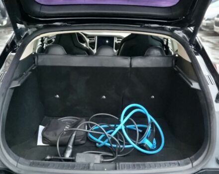 Черный Тесла Модель С, объемом двигателя 0 л и пробегом 120 тыс. км за 13900 $, фото 15 на Automoto.ua