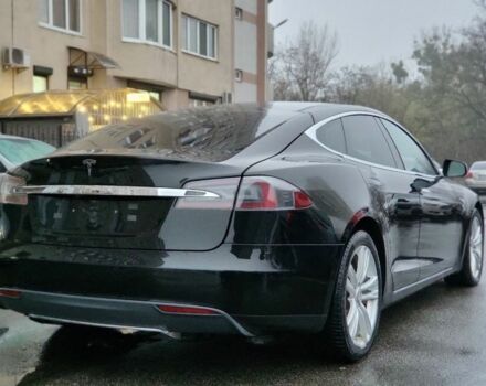 Черный Тесла Модель С, объемом двигателя 0 л и пробегом 120 тыс. км за 13900 $, фото 4 на Automoto.ua