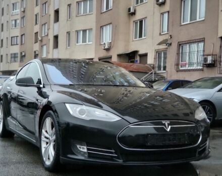 Черный Тесла Модель С, объемом двигателя 0 л и пробегом 120 тыс. км за 13900 $, фото 1 на Automoto.ua