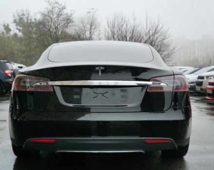 Черный Тесла Модель С, объемом двигателя 0 л и пробегом 120 тыс. км за 13900 $, фото 5 на Automoto.ua