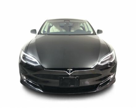 Чорний Тесла Модель С, об'ємом двигуна 0 л та пробігом 110 тис. км за 17000 $, фото 4 на Automoto.ua