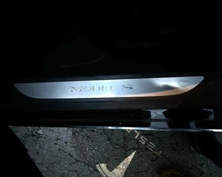 Чорний Тесла Модель С, об'ємом двигуна 0 л та пробігом 99 тис. км за 20500 $, фото 12 на Automoto.ua
