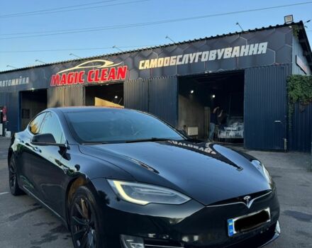 Черный Тесла Модель С, объемом двигателя 0 л и пробегом 99 тыс. км за 22256 $, фото 1 на Automoto.ua