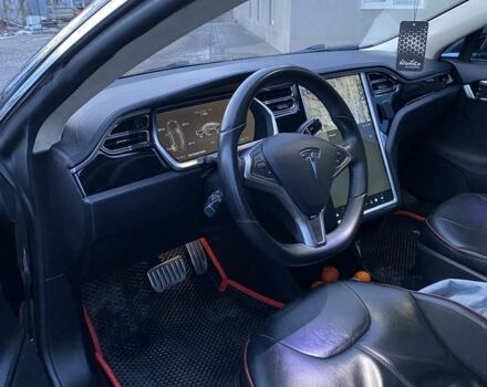 Чорний Тесла Модель С, об'ємом двигуна 0 л та пробігом 300 тис. км за 12600 $, фото 6 на Automoto.ua