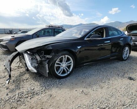 Чорний Тесла Модель С, об'ємом двигуна 0 л та пробігом 127 тис. км за 7900 $, фото 4 на Automoto.ua