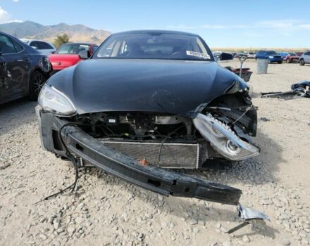 Чорний Тесла Модель С, об'ємом двигуна 0 л та пробігом 127 тис. км за 7900 $, фото 5 на Automoto.ua