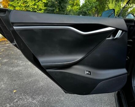 Черный Тесла Модель С, объемом двигателя 0 л и пробегом 313 тыс. км за 12690 $, фото 22 на Automoto.ua