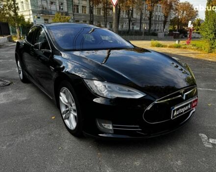 Черный Тесла Модель С, объемом двигателя 0 л и пробегом 313 тыс. км за 12690 $, фото 2 на Automoto.ua