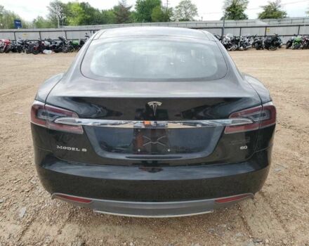 Черный Тесла Модель С, объемом двигателя 0 л и пробегом 130 тыс. км за 2000 $, фото 5 на Automoto.ua