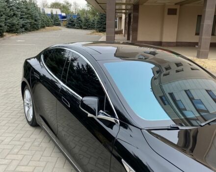 Чорний Тесла Модель С, об'ємом двигуна 0 л та пробігом 220 тис. км за 14500 $, фото 11 на Automoto.ua