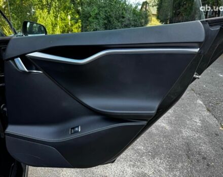 Черный Тесла Модель С, объемом двигателя 0 л и пробегом 313 тыс. км за 12690 $, фото 25 на Automoto.ua