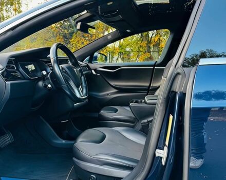 Черный Тесла Модель С, объемом двигателя 0 л и пробегом 75 тыс. км за 7000 $, фото 7 на Automoto.ua