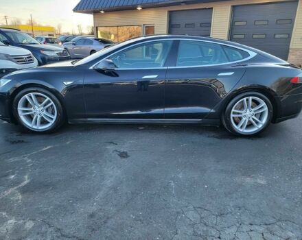 Черный Тесла Модель С, объемом двигателя 0 л и пробегом 73 тыс. км за 9000 $, фото 3 на Automoto.ua