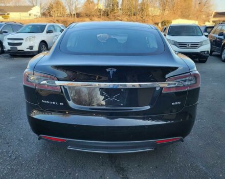 Черный Тесла Модель С, объемом двигателя 0 л и пробегом 73 тыс. км за 9000 $, фото 5 на Automoto.ua