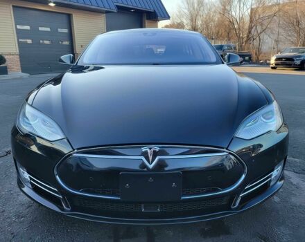 Черный Тесла Модель С, объемом двигателя 0 л и пробегом 73 тыс. км за 9000 $, фото 1 на Automoto.ua