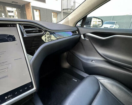 Черный Тесла Модель С, объемом двигателя 0 л и пробегом 116 тыс. км за 10000 $, фото 21 на Automoto.ua