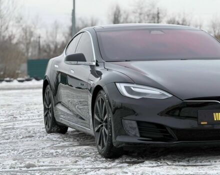 Черный Тесла Модель С, объемом двигателя 0 л и пробегом 224 тыс. км за 17500 $, фото 3 на Automoto.ua