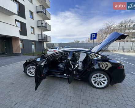 Черный Тесла Модель С, объемом двигателя 0 л и пробегом 116 тыс. км за 10000 $, фото 2 на Automoto.ua