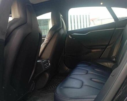 Чорний Тесла Модель С, об'ємом двигуна 0 л та пробігом 89 тис. км за 10100 $, фото 8 на Automoto.ua