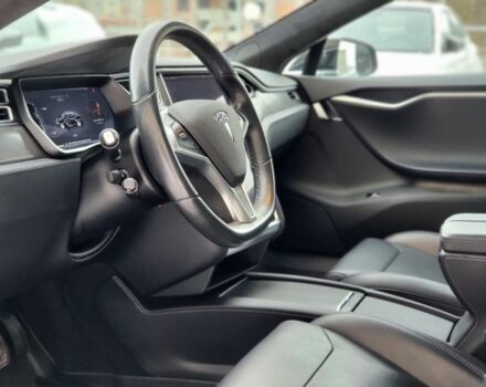 Чорний Тесла Модель С, об'ємом двигуна 0 л та пробігом 142 тис. км за 17900 $, фото 13 на Automoto.ua