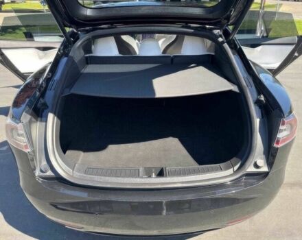 Черный Тесла Модель С, объемом двигателя 0 л и пробегом 66 тыс. км за 11000 $, фото 5 на Automoto.ua