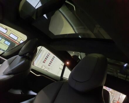 Черный Тесла Модель С, объемом двигателя 0 л и пробегом 141 тыс. км за 16100 $, фото 9 на Automoto.ua