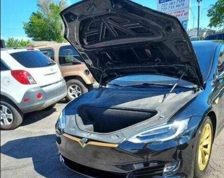 Чорний Тесла Модель С, об'ємом двигуна 0 л та пробігом 55 тис. км за 8200 $, фото 5 на Automoto.ua