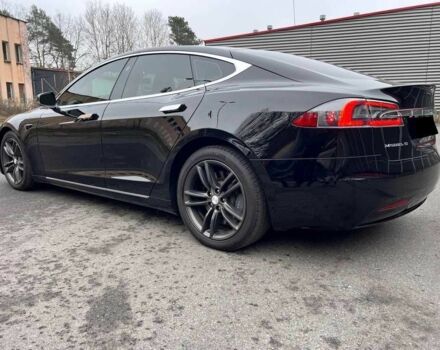 Черный Тесла Модель С, объемом двигателя 0 л и пробегом 89 тыс. км за 11800 $, фото 4 на Automoto.ua