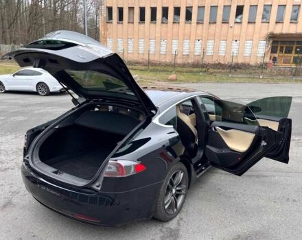 Черный Тесла Модель С, объемом двигателя 0 л и пробегом 89 тыс. км за 11800 $, фото 22 на Automoto.ua