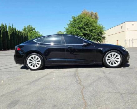 Чорний Тесла Модель С, об'ємом двигуна 0 л та пробігом 38 тис. км за 12000 $, фото 4 на Automoto.ua
