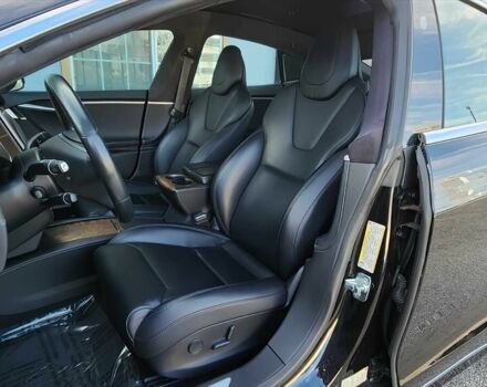 Черный Тесла Модель С, объемом двигателя 0 л и пробегом 87 тыс. км за 21000 $, фото 8 на Automoto.ua