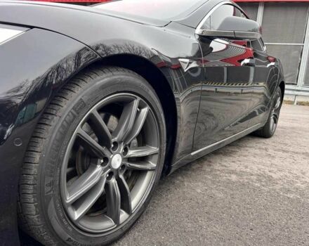 Черный Тесла Модель С, объемом двигателя 0 л и пробегом 89 тыс. км за 11800 $, фото 2 на Automoto.ua