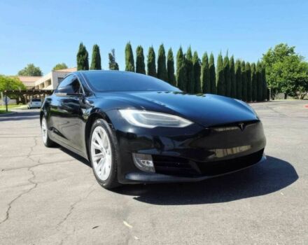 Чорний Тесла Модель С, об'ємом двигуна 0 л та пробігом 38 тис. км за 12000 $, фото 2 на Automoto.ua
