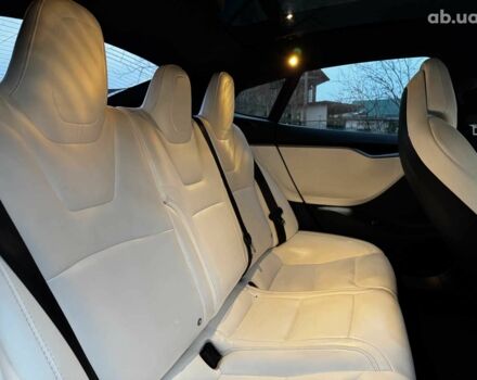 Чорний Тесла Модель С, об'ємом двигуна 0 л та пробігом 64 тис. км за 21490 $, фото 19 на Automoto.ua