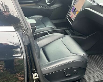 Черный Тесла Модель С, объемом двигателя 0 л и пробегом 148 тыс. км за 28990 $, фото 33 на Automoto.ua