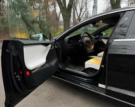 Чорний Тесла Модель С, об'ємом двигуна 0 л та пробігом 64 тис. км за 21490 $, фото 15 на Automoto.ua