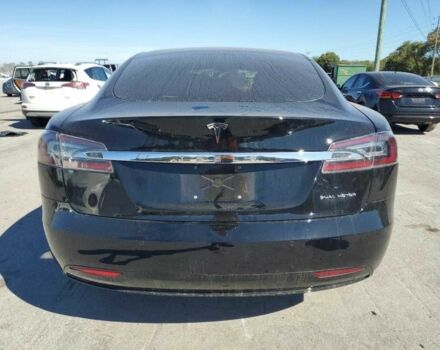 Черный Тесла Модель С, объемом двигателя 0 л и пробегом 148 тыс. км за 9900 $, фото 5 на Automoto.ua