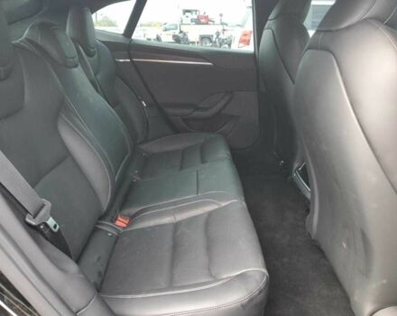 Черный Тесла Модель С, объемом двигателя 0 л и пробегом 67 тыс. км за 9100 $, фото 9 на Automoto.ua